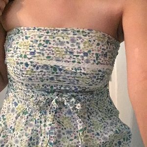 American Eagle Strapless Mini Floral dress. Size Small (size4)